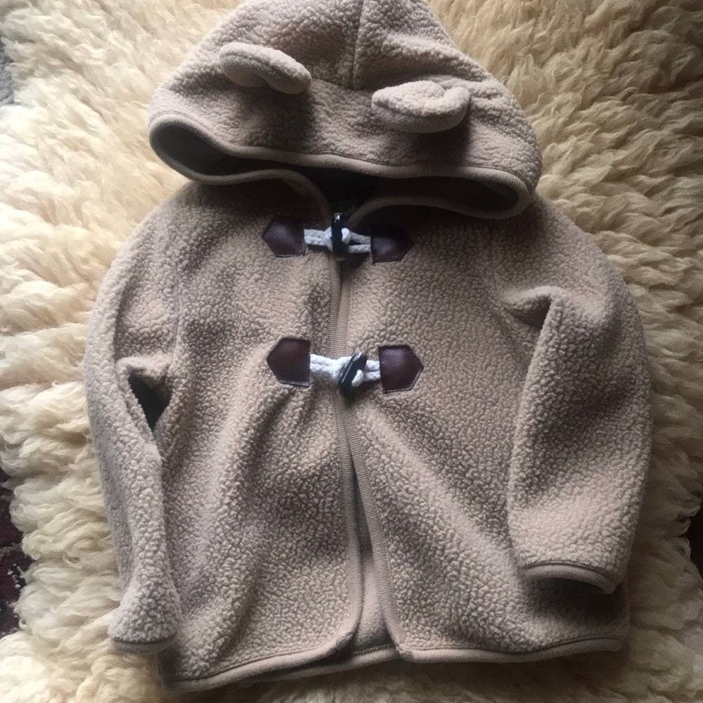 Teddy Bear fleece with toggle closure